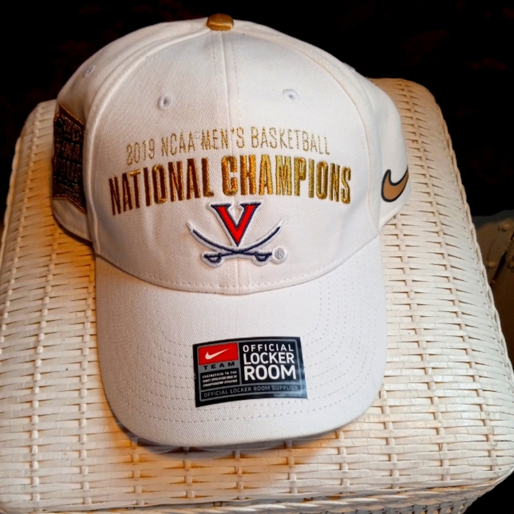 H-16 Nike Ball cap
